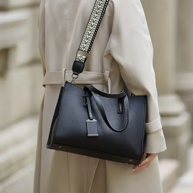 ZOOLER Tote