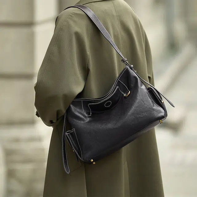 ZOOLER Tote
