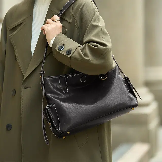 ZOOLER Tote