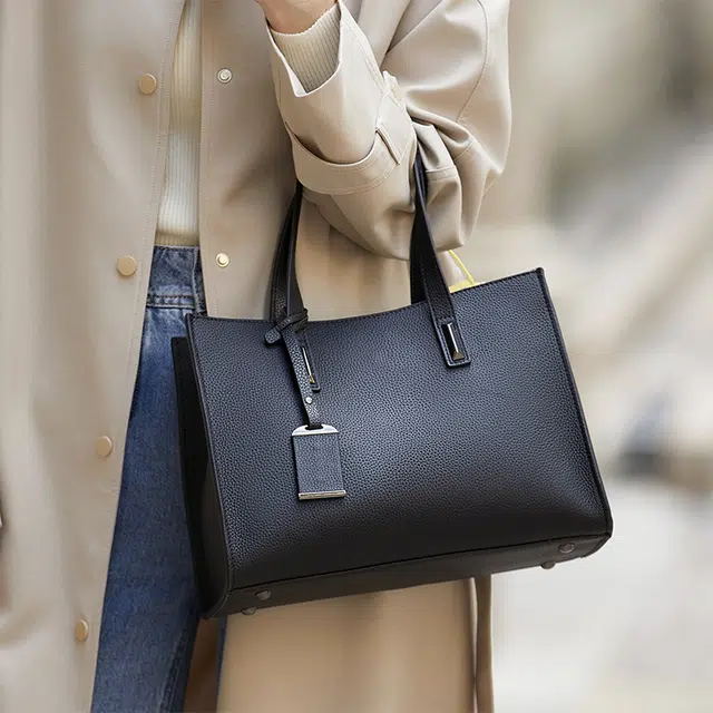 ZOOLER Tote