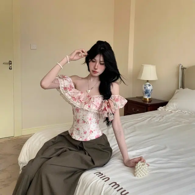TENNE GIRL T