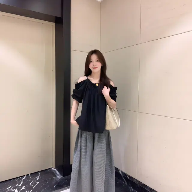 TENNE GIRL T