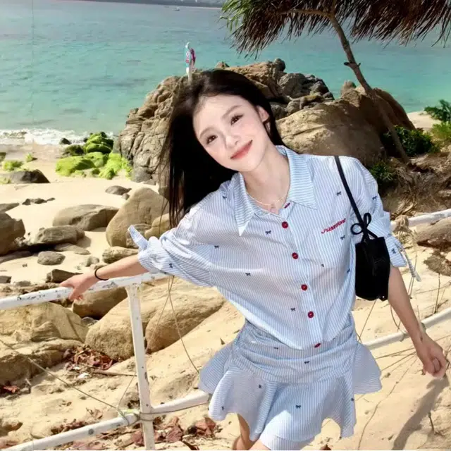 邓大喵 学院风时尚感收腰百褶衬衫裙长袖连衣裙 女款