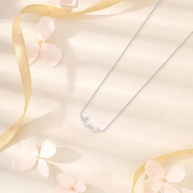 【纯银999 | 星光蝴蝶】 六桂福珠宝 经典百搭小众设计高级感学生日常简约精致轻奢通勤极简约会温柔气质可调节锁骨链#好运 足银 项链 女款