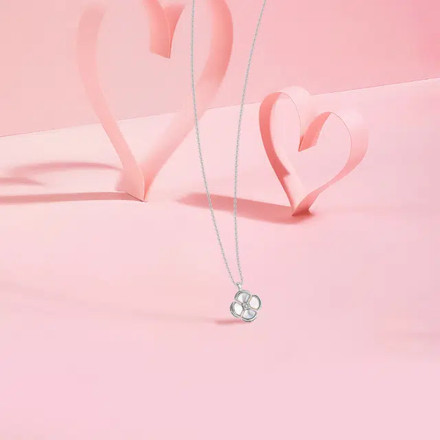 【纯银999】 六桂福珠宝 幸运四叶草 小众设计经典百搭日常简约高级感精致轻奢极简通勤温柔气质 足银 项链 女款