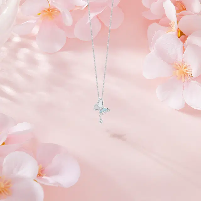 【纯银999】 六桂福珠宝 闪耀蝴蝶 小众设计经典百搭学生日常简约高级感精致轻奢极简通勤温柔气质可调节锁骨链#好运 足银 项链 女款