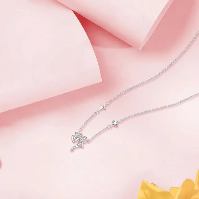 【纯银999】 六桂福珠宝 四叶草 小众设计经典百搭高级感学生日常精致简约轻奢转运约会通勤温柔气质可调节锁骨链  足银  项链 女款