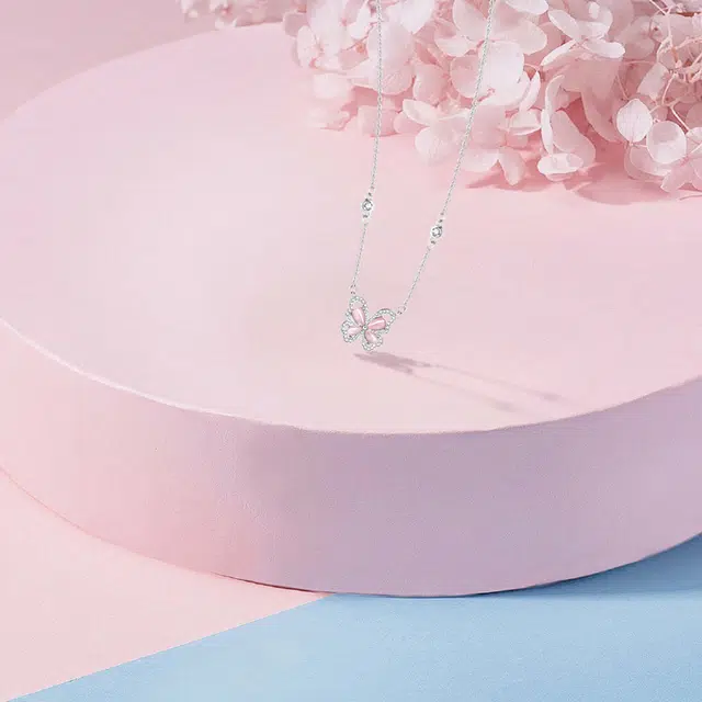 【纯银999】 六桂福珠宝 蝴蝶 经典百搭小众设计高级感学生日常简约精致轻奢转运约会通勤温柔气质可调节锁骨链#好运 足银 项链  女款