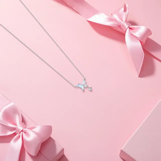 【纯银999 | 星光蝴蝶】 六桂福珠宝 小众设计经典百搭学生日常高级感简约精致平安轻奢通勤约会温柔气质可调节锁骨链#好运 足银 项链 女款