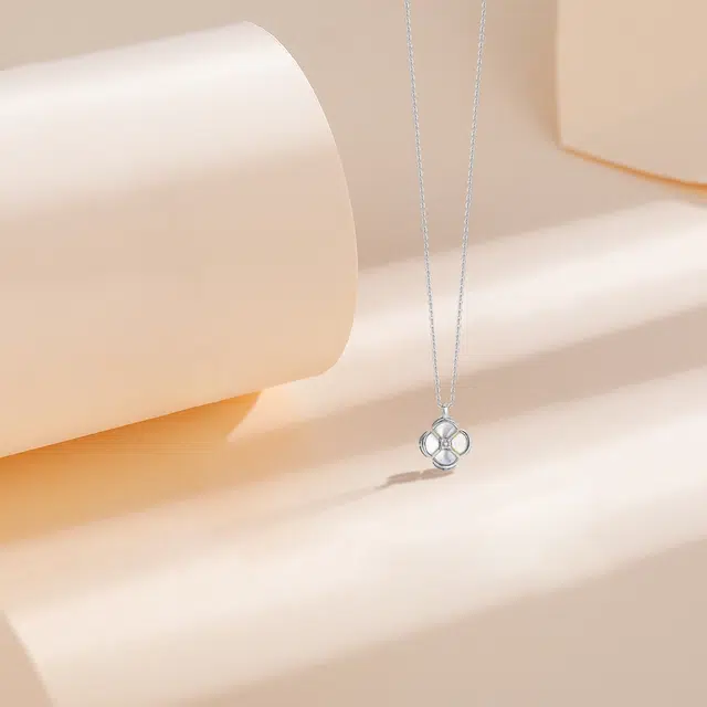 【纯银999】 六桂福珠宝 幸运四叶草 小众设计经典百搭日常简约高级感精致轻奢极简通勤温柔气质 足银 项链 女款