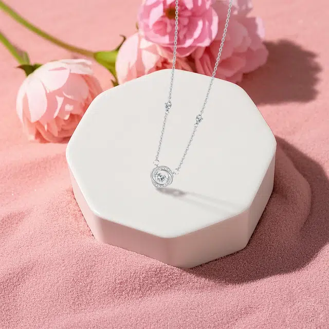 【纯银999】 六桂福珠宝 莫比乌斯 小众设计百搭经典高级感学生日常精致简约轻奢转运约会通勤温柔气质可调节锁骨链 足银 项链 女款