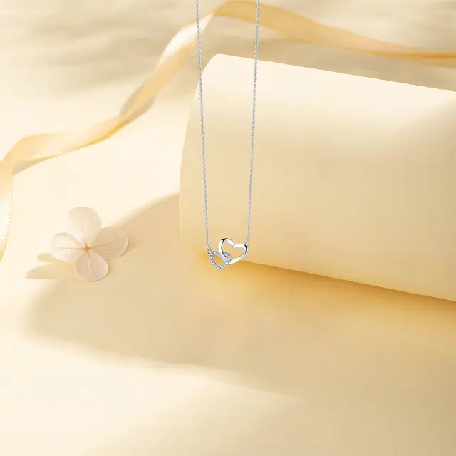 【纯银999 | 爱心】 六桂福珠宝 经典百搭小众设计轻奢高级感学生日常简约精致通勤极简约会温柔气质可调节 足银 项链 女款