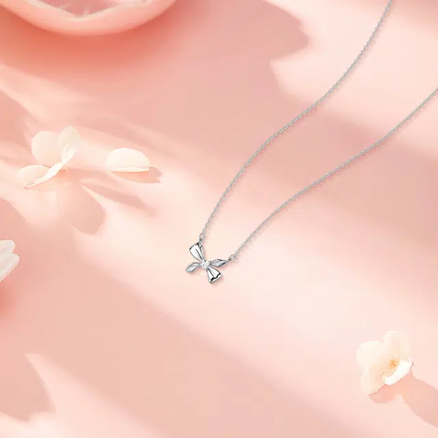 【纯银999 | 四叶草】 六桂福珠宝 经典百搭小众设计高级感学生日常简约精致轻奢通勤极简约会温柔气质可调节锁骨链 足银 项链 女款