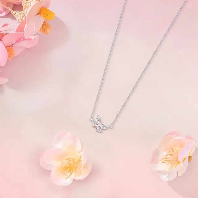 【纯银999】 六桂福珠宝 蝴蝶 经典百搭小众设计学生日常高级感简约精致轻奢转运约会通勤温柔气质可调节锁骨链#好运 足银 项链 女款