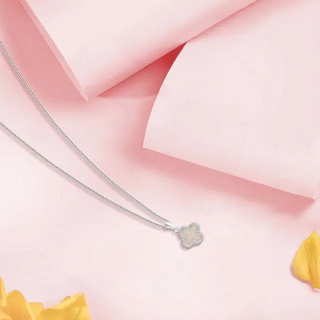 【纯银999】 六桂福珠宝 四叶草 小众设计经典百搭日常简约高级感精致轻奢极简通勤温柔气质可调节锁骨链 足银 项链 女款