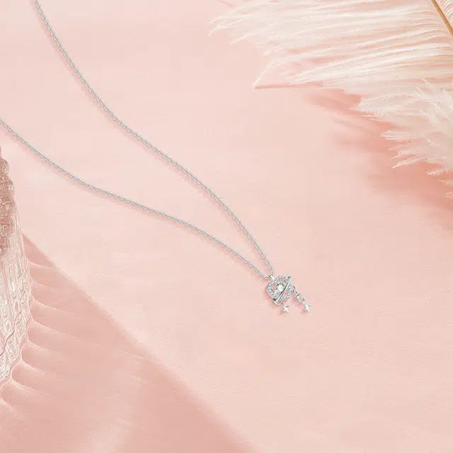 【纯银999】 六桂福珠宝 爱心 经典百搭小众设计学生日常高级感简约精致轻奢转运约会通勤温柔气质可调节锁骨链  足银 项链 女款