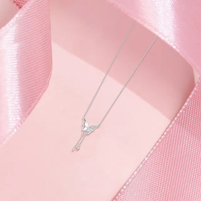 【纯银999】 六桂福珠宝 星光蝴蝶 小众设计经典百搭学生日常简约高级感精致轻奢极简通勤温柔气质可调节锁骨#好运 足银 项链 女款