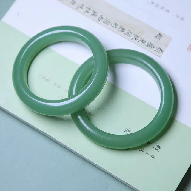 礼品 匠心琢玉 新中式国风新潮 富贵平安玉镯 翠绿色福镯 东陵玉 手镯 男女同款情侣款