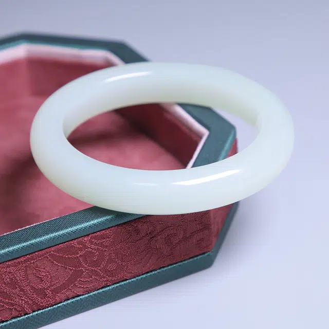 58.2mm