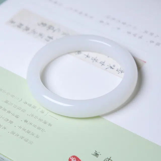 匠心琢玉 平安镯 国风新潮 新中式 和田玉 手镯 女款 白玉