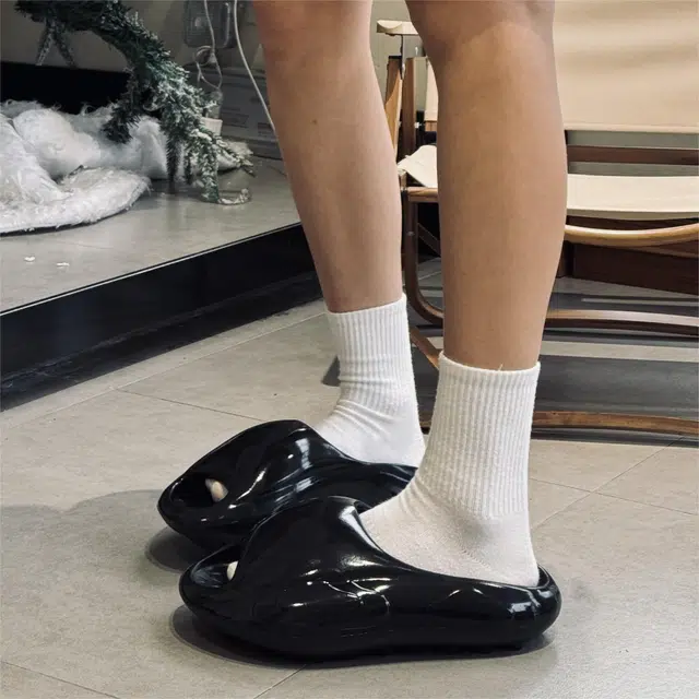 INNERSECT THE CLOUD SLIPPER