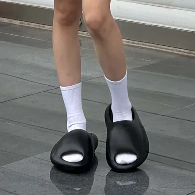 INNERSECT THE CLOUD SLIPPER