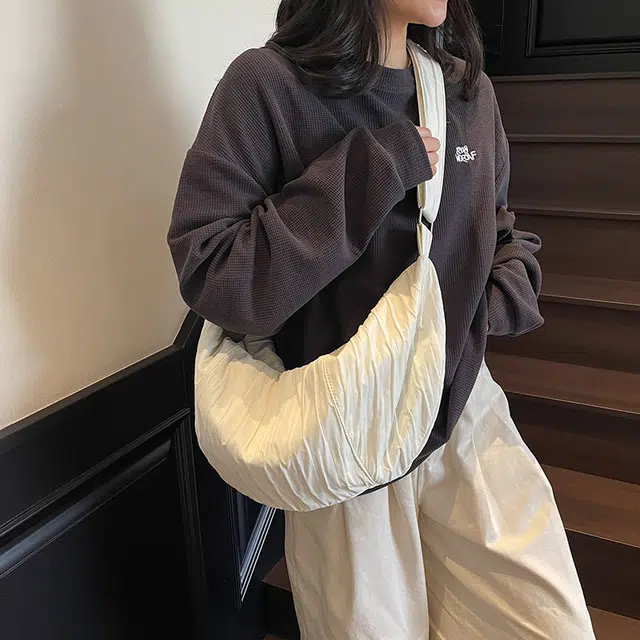 班亚奴 韩风简约百搭 布 单肩包 男女同款情侣款 多色