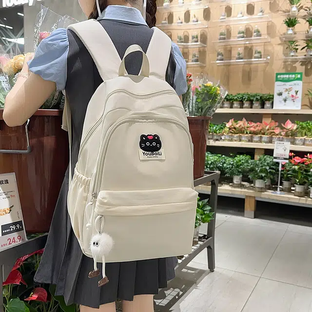 班亚奴 时尚百搭简约纯色轻便 尼龙 双肩包 女款 多色