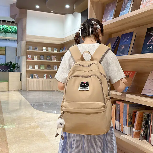 班亚奴 时尚百搭简约纯色轻便 尼龙 双肩包 女款 多色