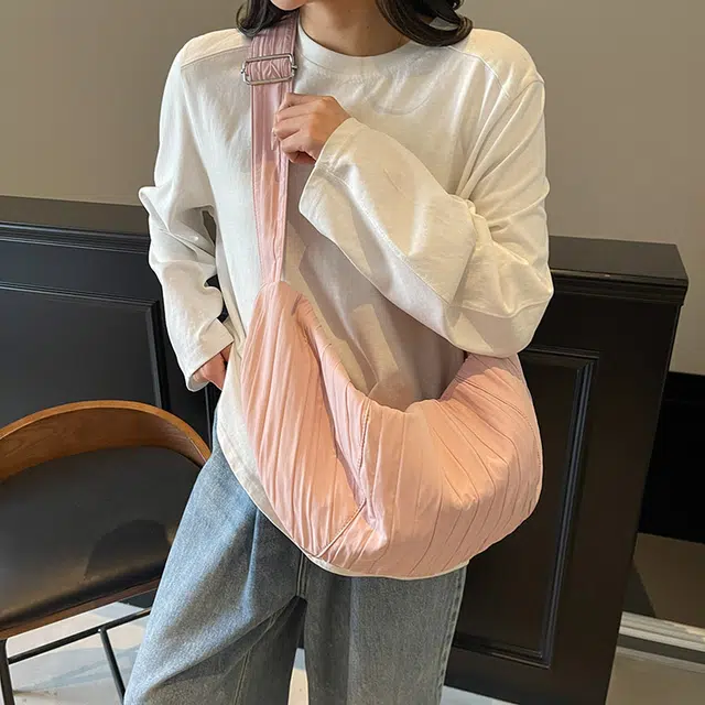 班亚奴 韩风简约百搭 布 单肩包 男女同款情侣款 多色