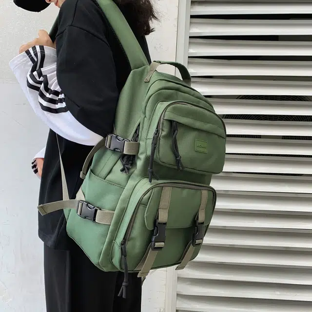 班亚奴 潮流时尚书包出行百搭便携大容量 尼龙 背包双肩包电脑包旅行包 中号 男女同款情侣款 绿色/黑色/卡其色