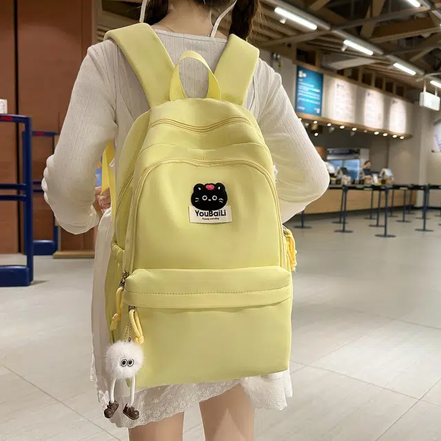 班亚奴 时尚百搭简约纯色轻便 尼龙 双肩包 女款 多色