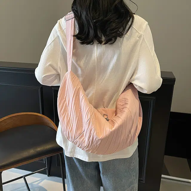 班亚奴 韩风简约百搭 布 单肩包 男女同款情侣款 多色