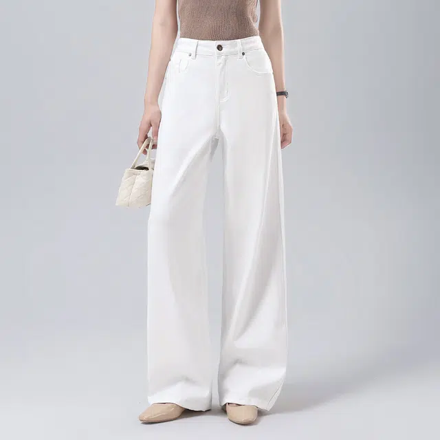 7 FOR ALL MANKIND