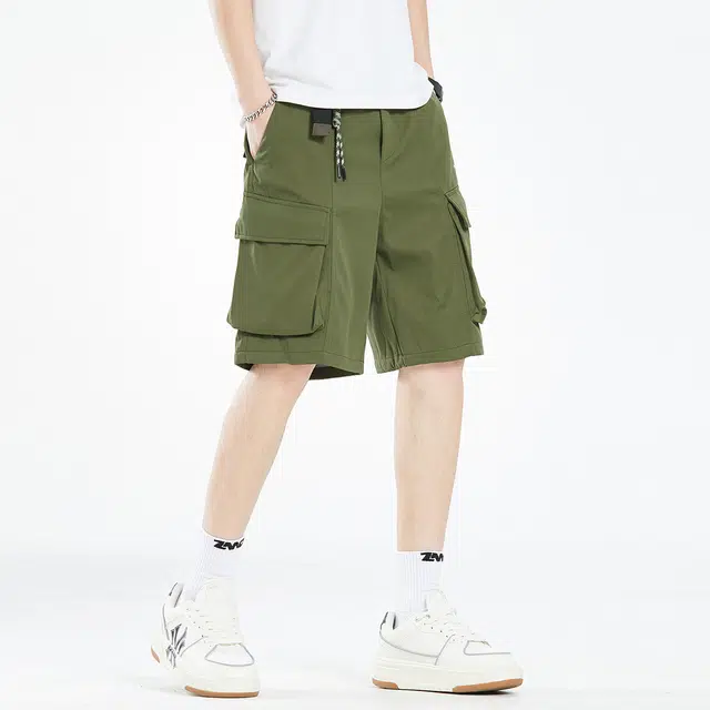 7 FOR ALL MANKIND