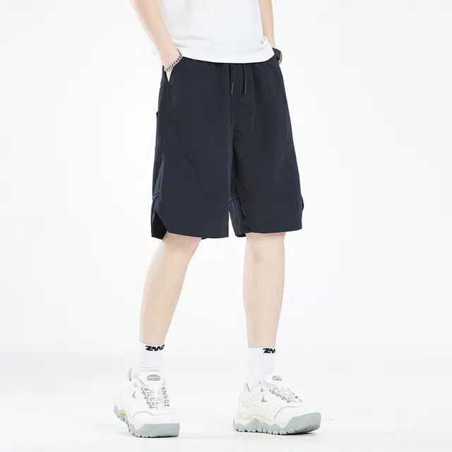 7 FOR ALL MANKIND