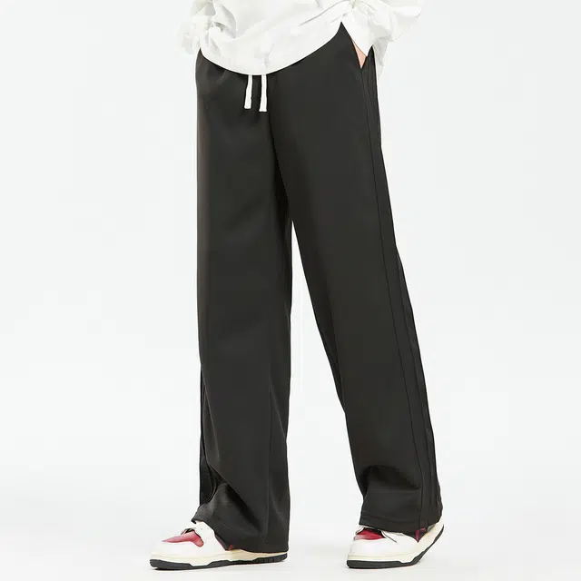 7 FOR ALL MANKIND
