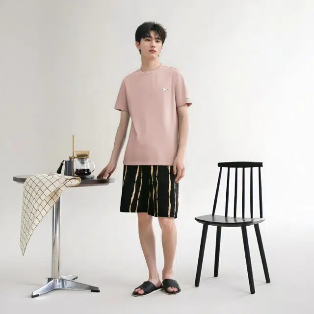 7 FOR ALL MANKIND T