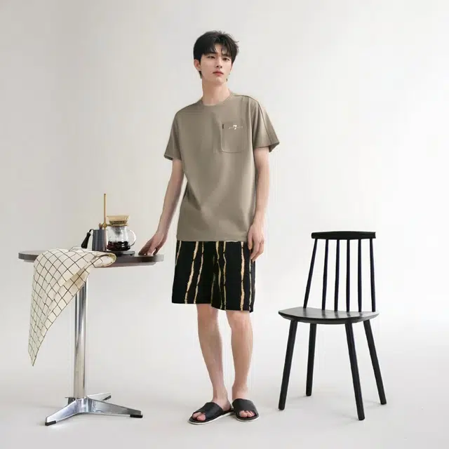 7 FOR ALL MANKIND T