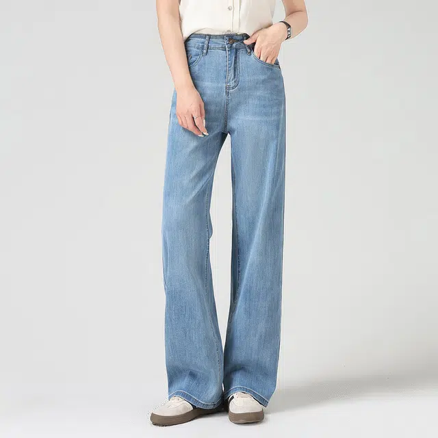7 FOR ALL MANKIND