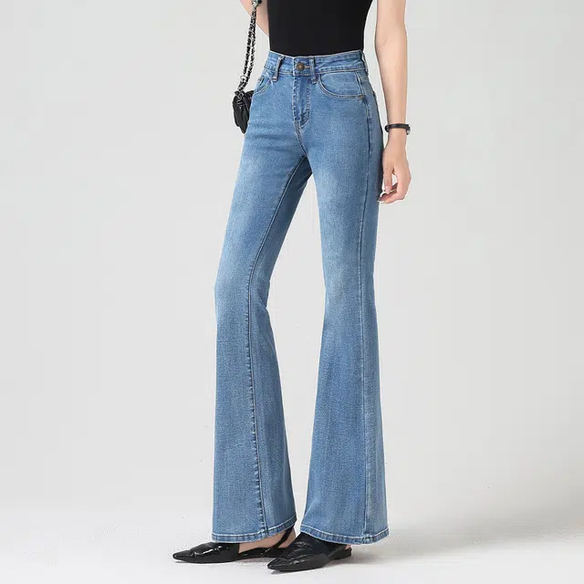 7 FOR ALL MANKIND