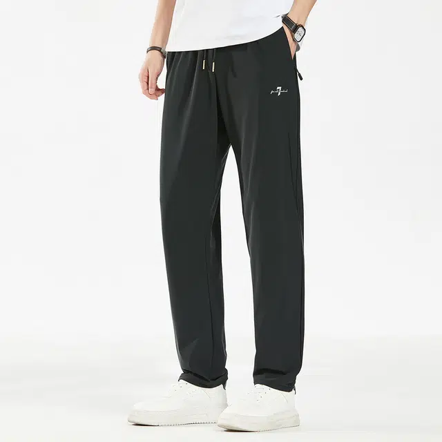 7 FOR ALL MANKIND