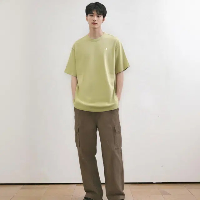 7 FOR ALL MANKIND T