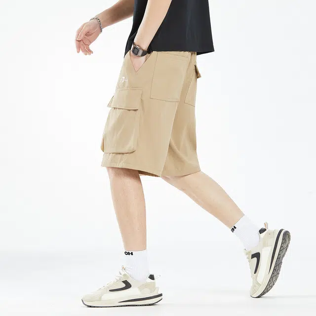7 FOR ALL MANKIND