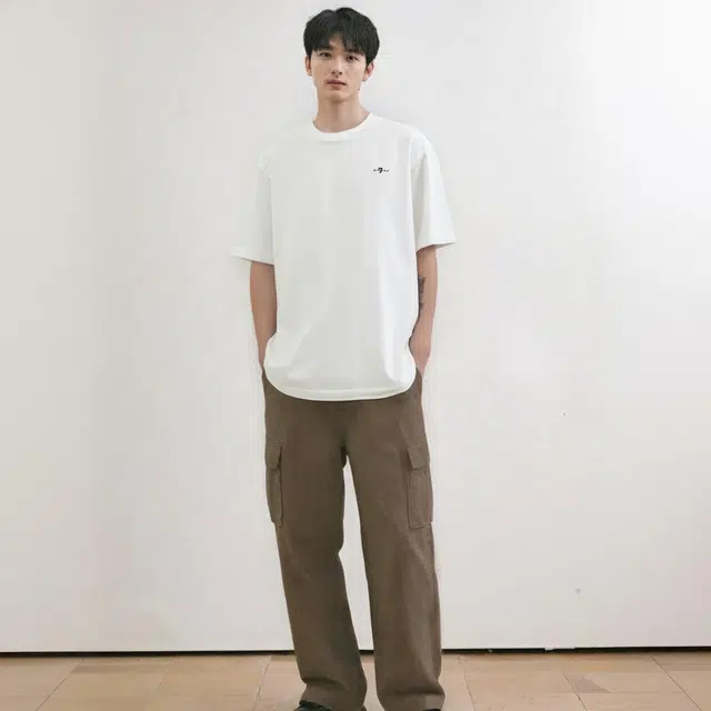 7 FOR ALL MANKIND T