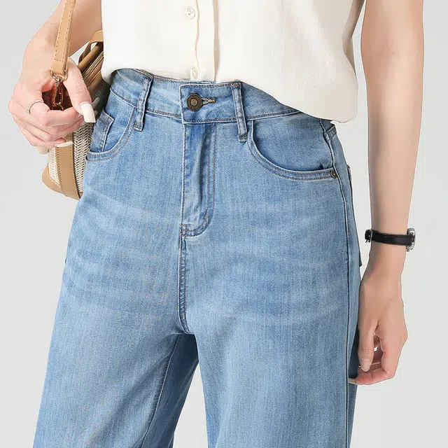 7 FOR ALL MANKIND