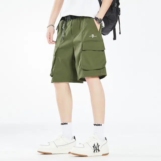 7 FOR ALL MANKIND