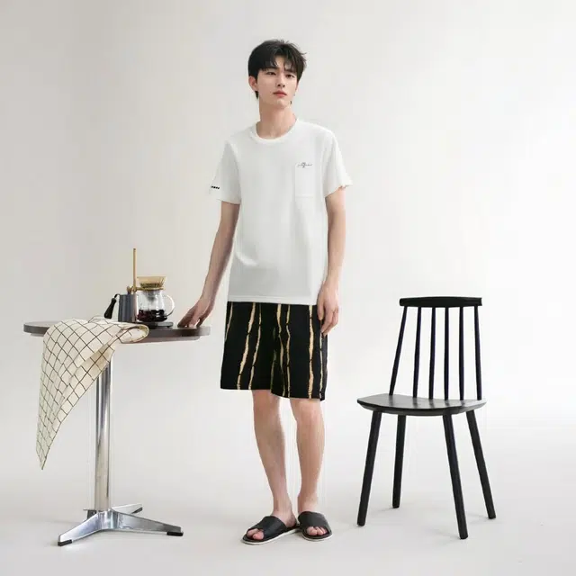 7 FOR ALL MANKIND T