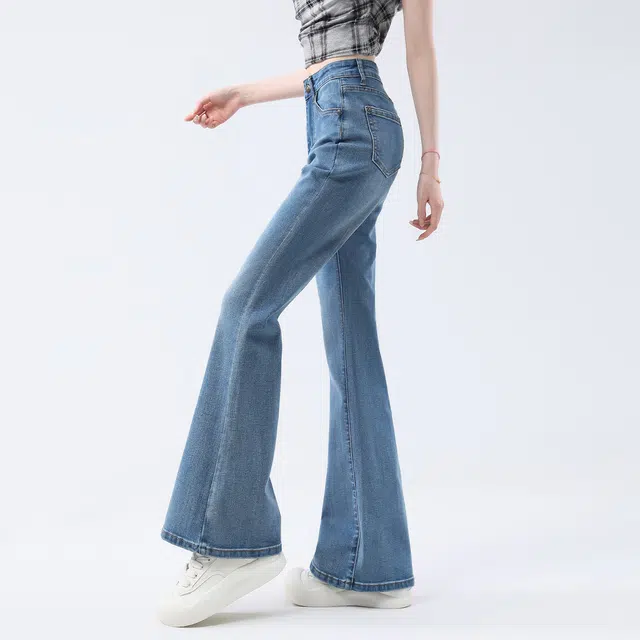 7 FOR ALL MANKIND