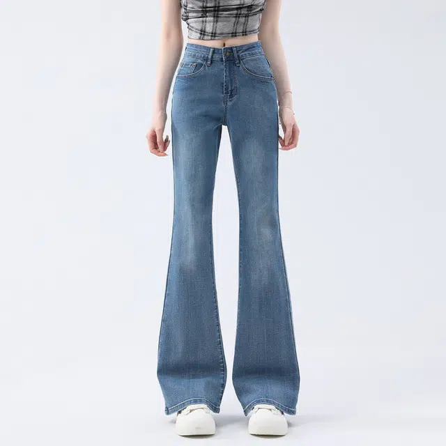 7 FOR ALL MANKIND